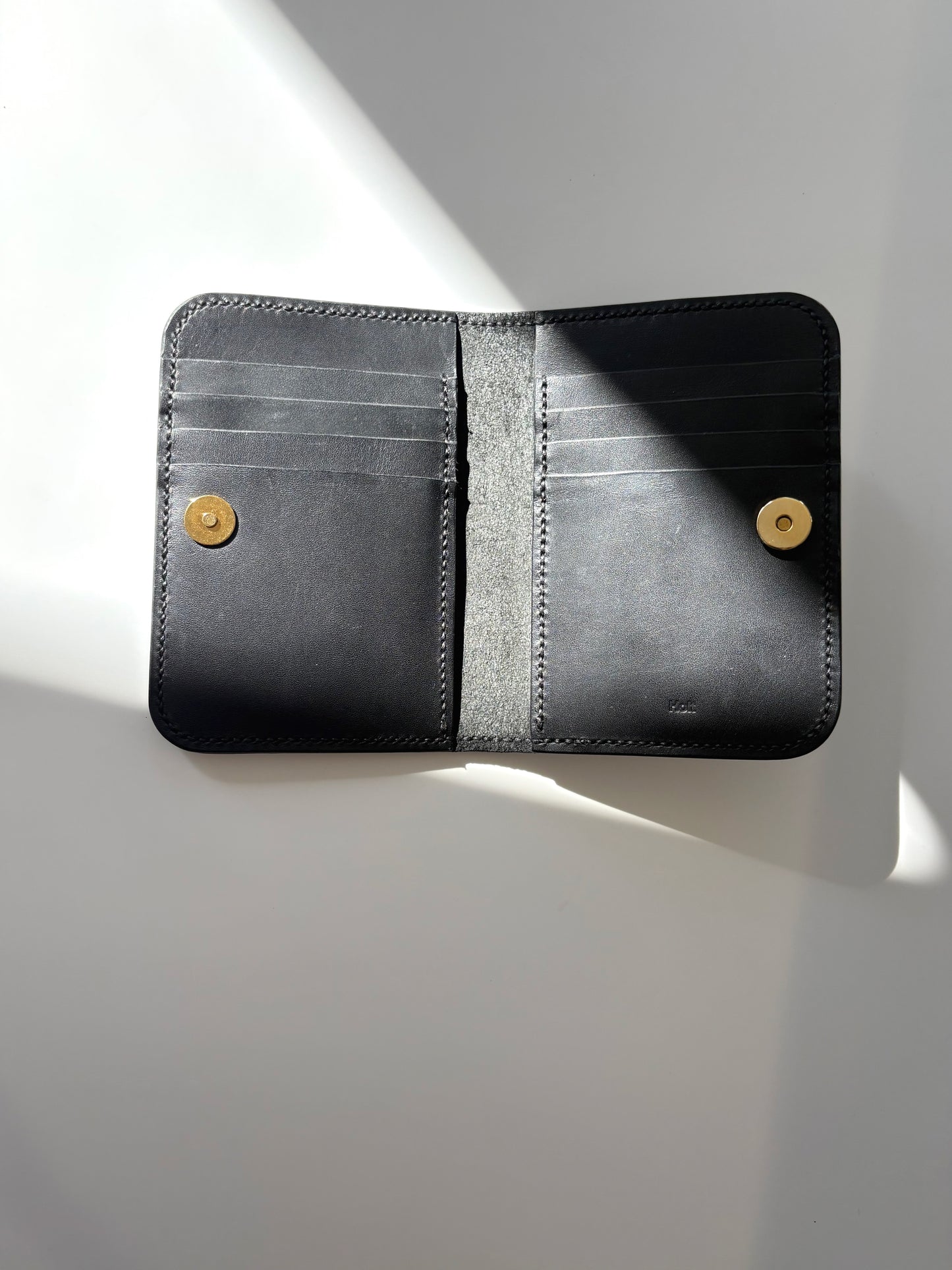 The Folio Wallet